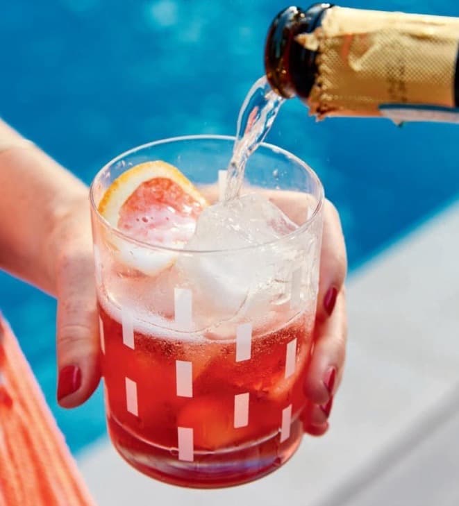A Very Fine Spritz