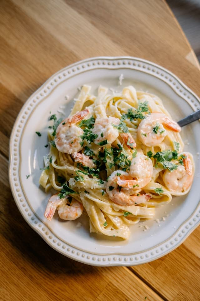 Garlic Butter Shrimp Pasta