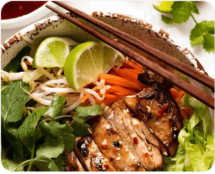Vietnamese Bun with Lemongrass Chicken